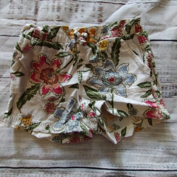 Bundle of shorts - Picture 8 of 8